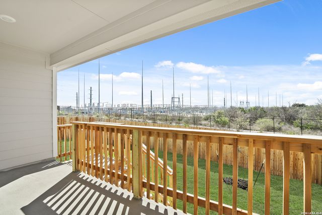 118 High Fence Road, San Antonio, TX 78245