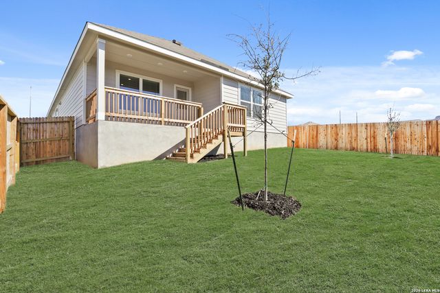 118 High Fence Road, San Antonio, TX 78245