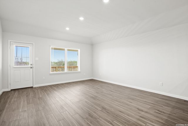 118 High Fence Road, San Antonio, TX 78245