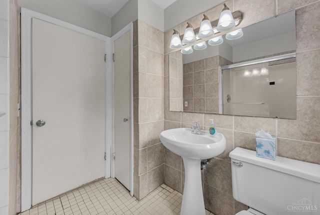 629 Maple Road, Reading, OH 45215
