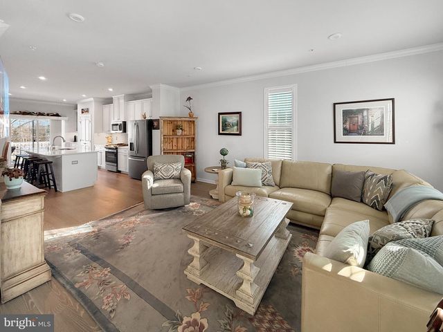 172 STATION DR, Dublin, PA 18917