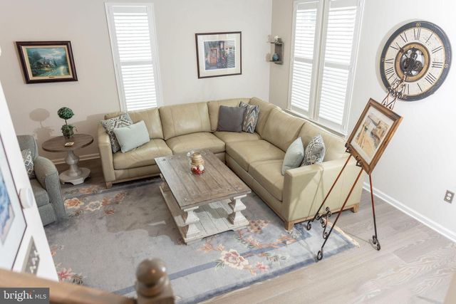 172 STATION DR, Dublin, PA 18917