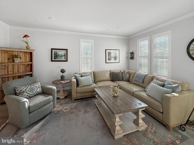 172 STATION DR, Dublin, PA 18917