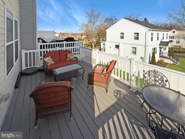 172 STATION DR, Dublin, PA 18917