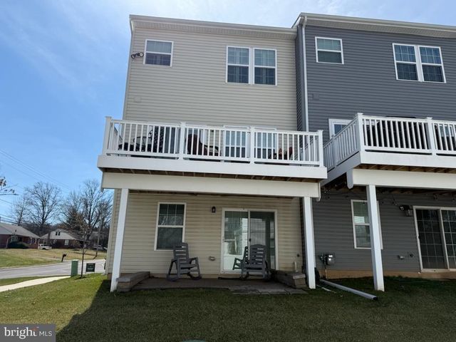 172 STATION DR, Dublin, PA 18917