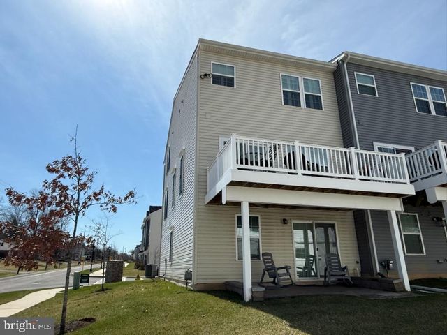 172 STATION DR, Dublin, PA 18917