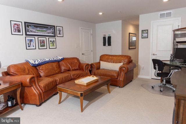 172 STATION DR, Dublin, PA 18917