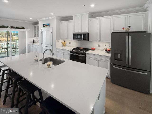 172 STATION DR, Dublin, PA 18917