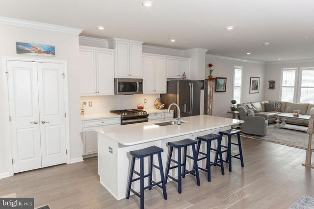 172 STATION DR, Dublin, PA 18917