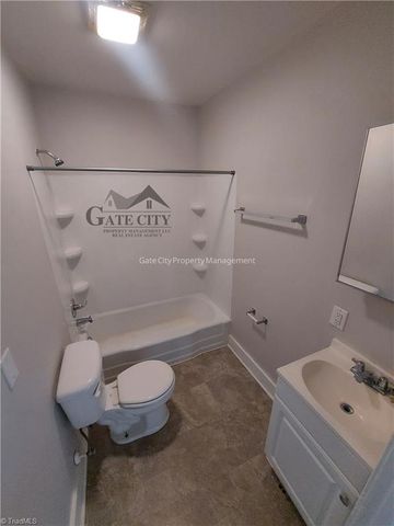 341 Ennis Street B, High Point, NC 27260