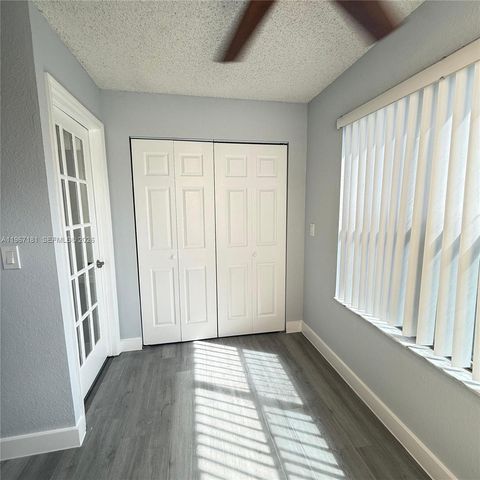 3330 Pinewalk Dr N 1634, Margate, FL 33063