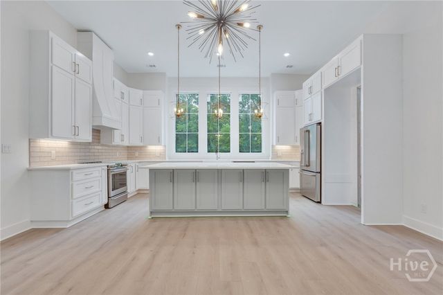 712 Southbridge Boulevard, Savannah, GA 31405