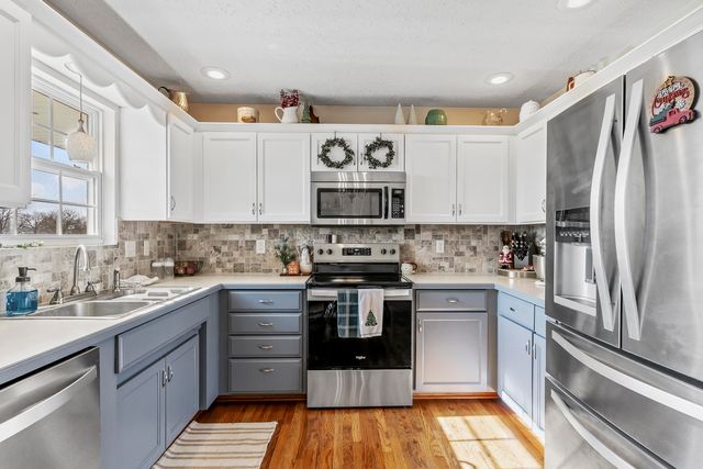 23991 Lawrence 2152, Marionville, MO 65705