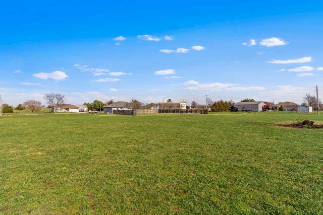 23991 Lawrence 2152, Marionville, MO 65705