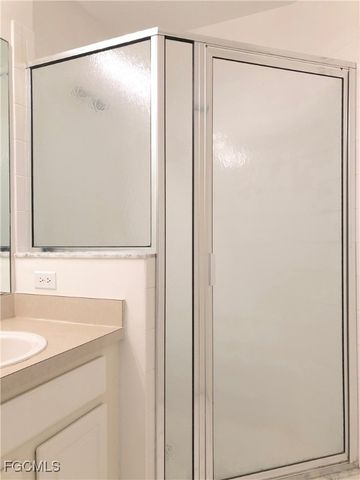 8073 Pacific Beach DR, Fort Myers, FL 33966