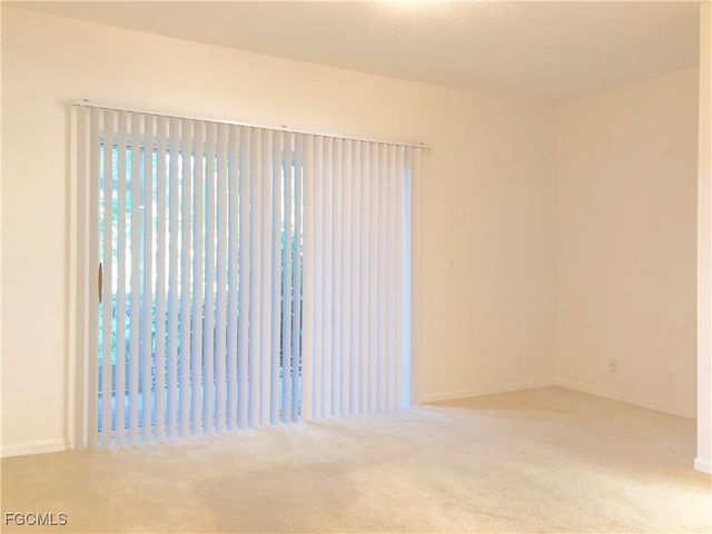 8073 Pacific Beach DR, Fort Myers, FL 33966