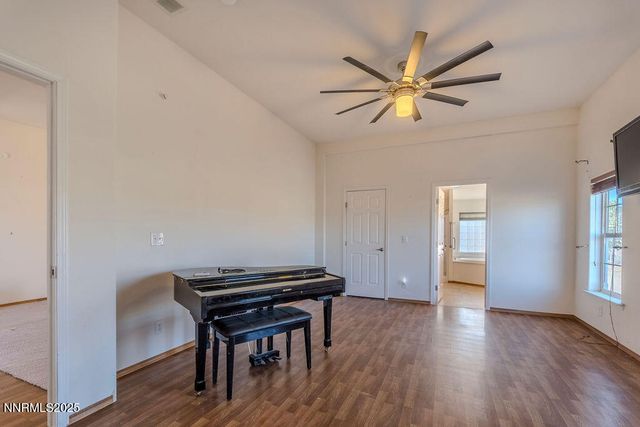 1535 Lincoln Circle, Silver Springs, NV 89429