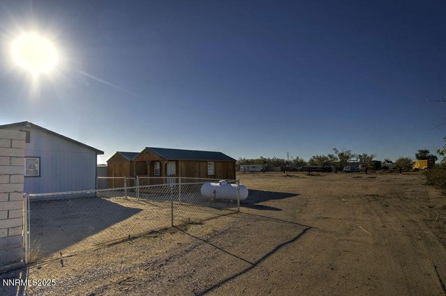 1535 Lincoln Circle, Silver Springs, NV 89429