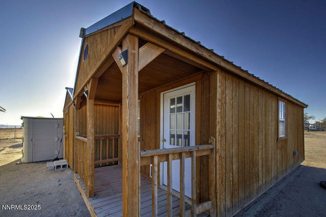 1535 Lincoln Circle, Silver Springs, NV 89429