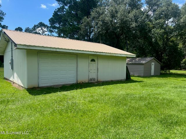 5332 Highway 90, Bay Saint Louis, MS 39520