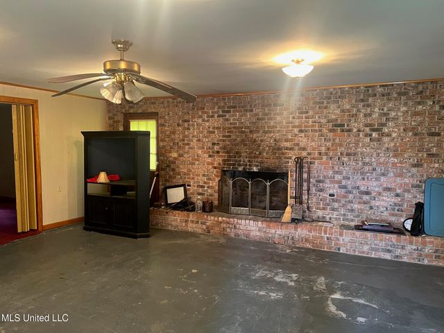 5332 Highway 90, Bay Saint Louis, MS 39520