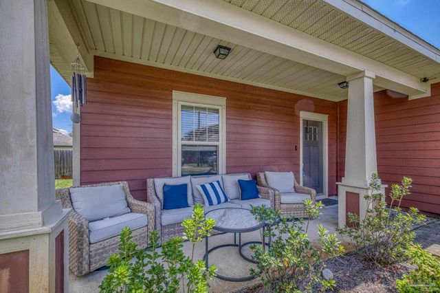 2136 Nina St, Navarre, FL 32566