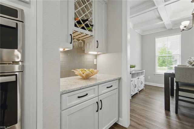 1028 Egret LN, Suffolk, VA 23434