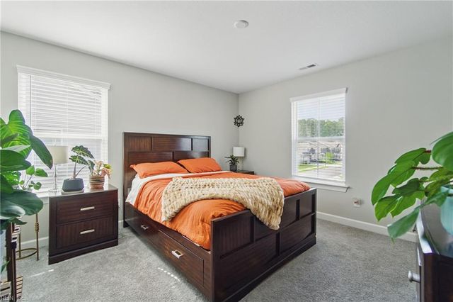 1028 Egret LN, Suffolk, VA 23434