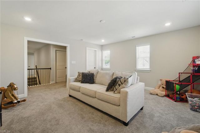 1028 Egret LN, Suffolk, VA 23434