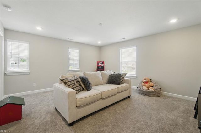 1028 Egret LN, Suffolk, VA 23434