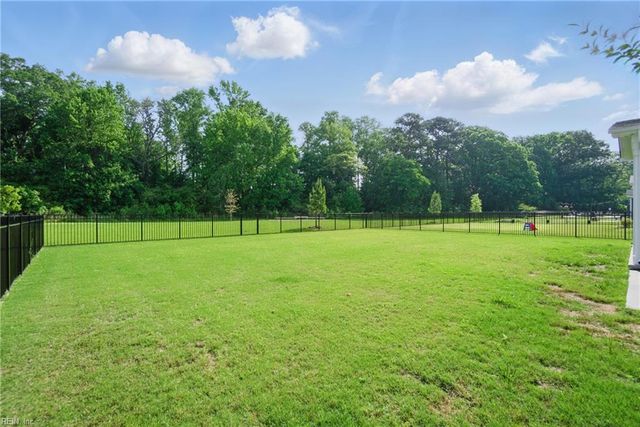 1028 Egret LN, Suffolk, VA 23434