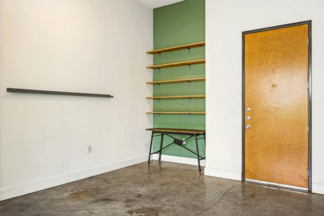 2502 Live Oak Street 228, Dallas, TX 75204