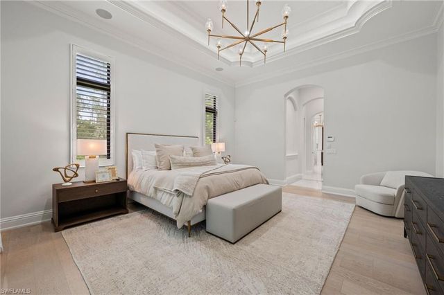 6641 Edgecumbe DR, Naples, FL 34119