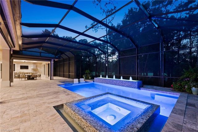 6641 Edgecumbe DR, Naples, FL 34119