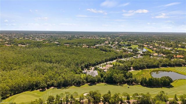 6641 Edgecumbe DR, Naples, FL 34119