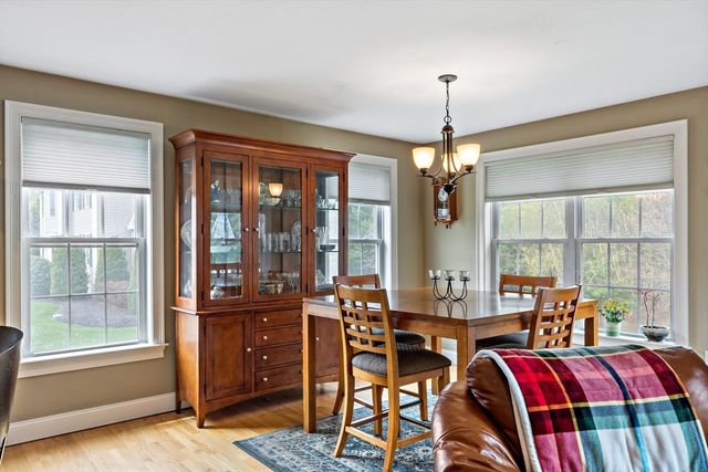 195 Alanita Dr, Taunton, MA 02780