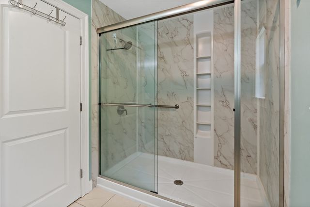 195 Alanita Dr, Taunton, MA 02780