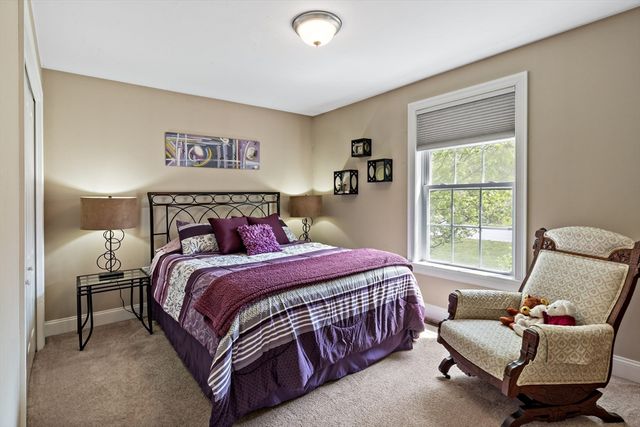 195 Alanita Dr, Taunton, MA 02780