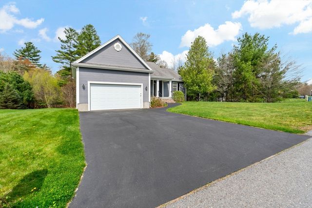 195 Alanita Dr, Taunton, MA 02780
