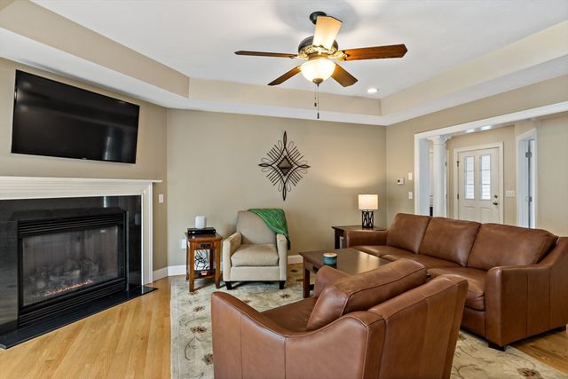 195 Alanita Dr, Taunton, MA 02780