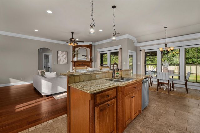 6905 Brighton Oak Circle, Keithville, LA 71047