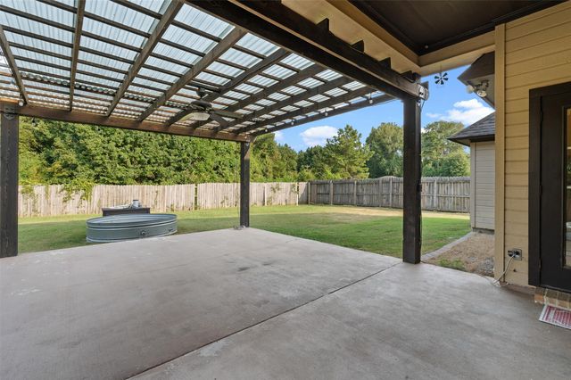 6905 Brighton Oak Circle, Keithville, LA 71047