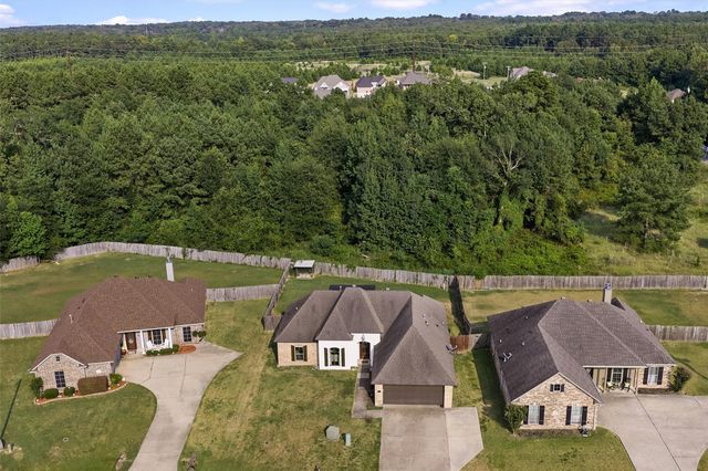 6905 Brighton Oak Circle, Keithville, LA 71047