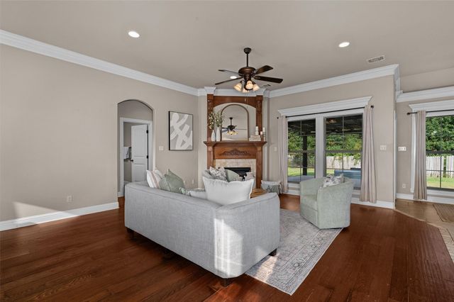 6905 Brighton Oak Circle, Keithville, LA 71047