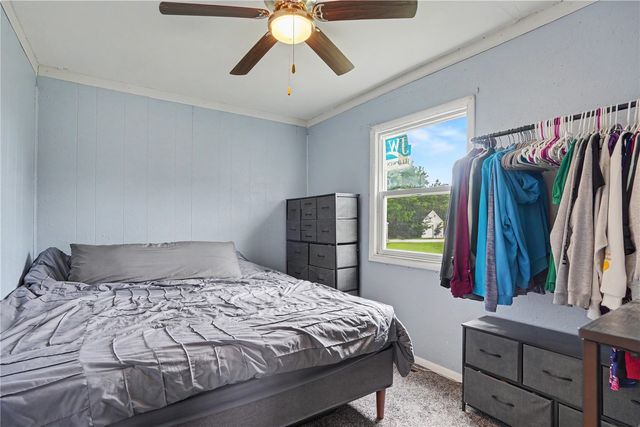 1109 14th Avenue SW, Cedar Rapids, IA 52404