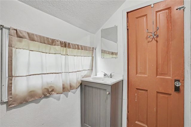 1109 14th Avenue SW, Cedar Rapids, IA 52404