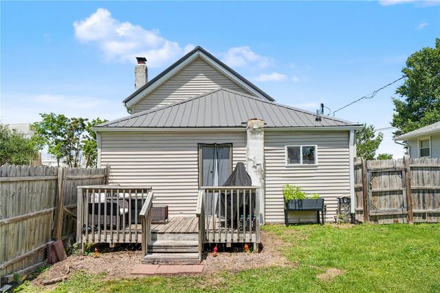 1109 14th Avenue SW, Cedar Rapids, IA 52404