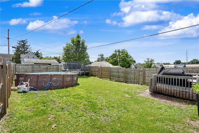 1109 14th Avenue SW, Cedar Rapids, IA 52404