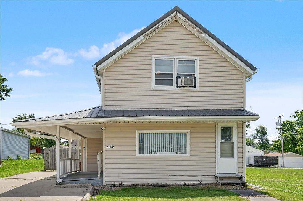 1109 14th Avenue SW, Cedar Rapids, IA 52404