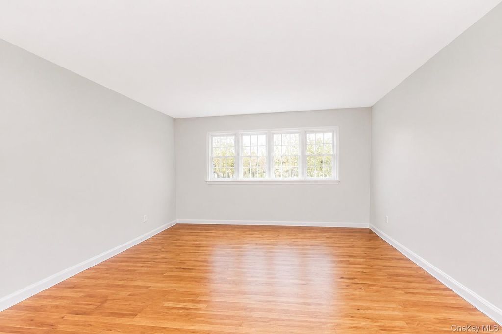 201 Shonnard Terrace, Yonkers, NY 10701 — photo 4